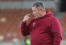 Gavin Hunt o thega Steve Barker bakeng sa mohlahli wa sehla