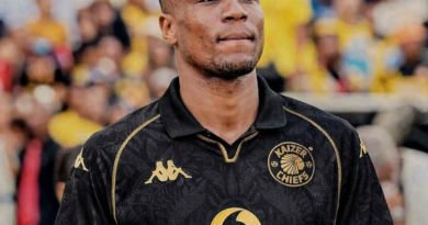 Tlhopho ya Kaze e tlogela Lilepo setulong