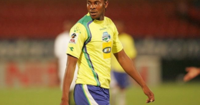 Ngwenya o lemoša Pirates ka Sundowns