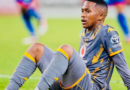 Shabalala o Tšweletša, Khune o Mmotše!